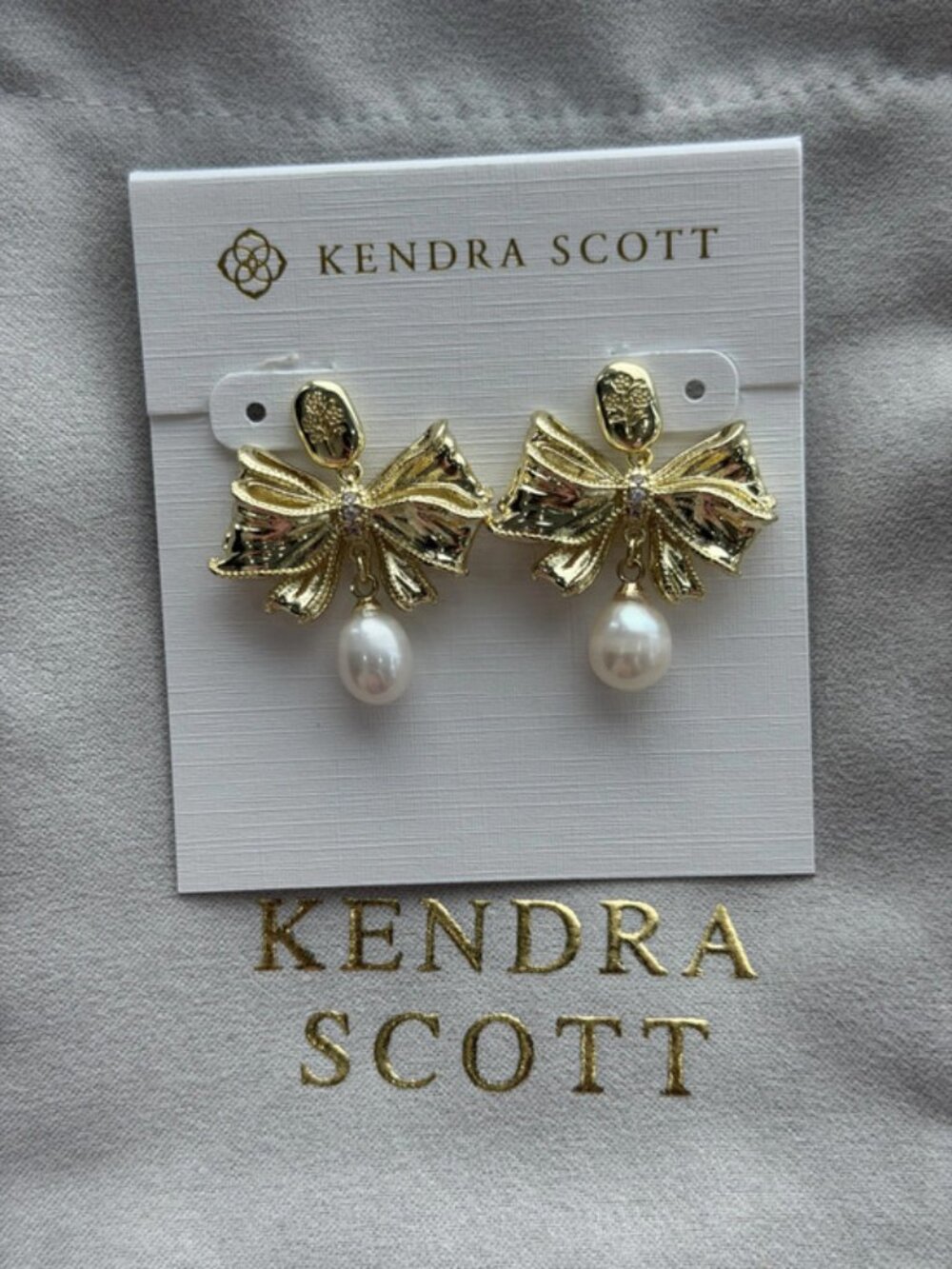 Kendra Scott pendant earrings